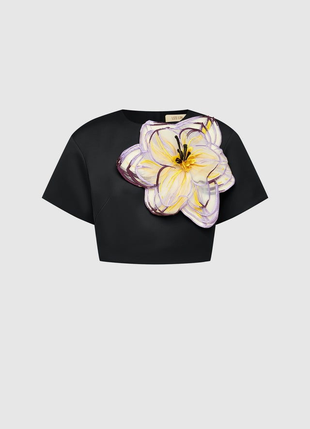 Exclusive Leo Lin Indie Appliqué Sleeve Top in Iris Print in Ebony